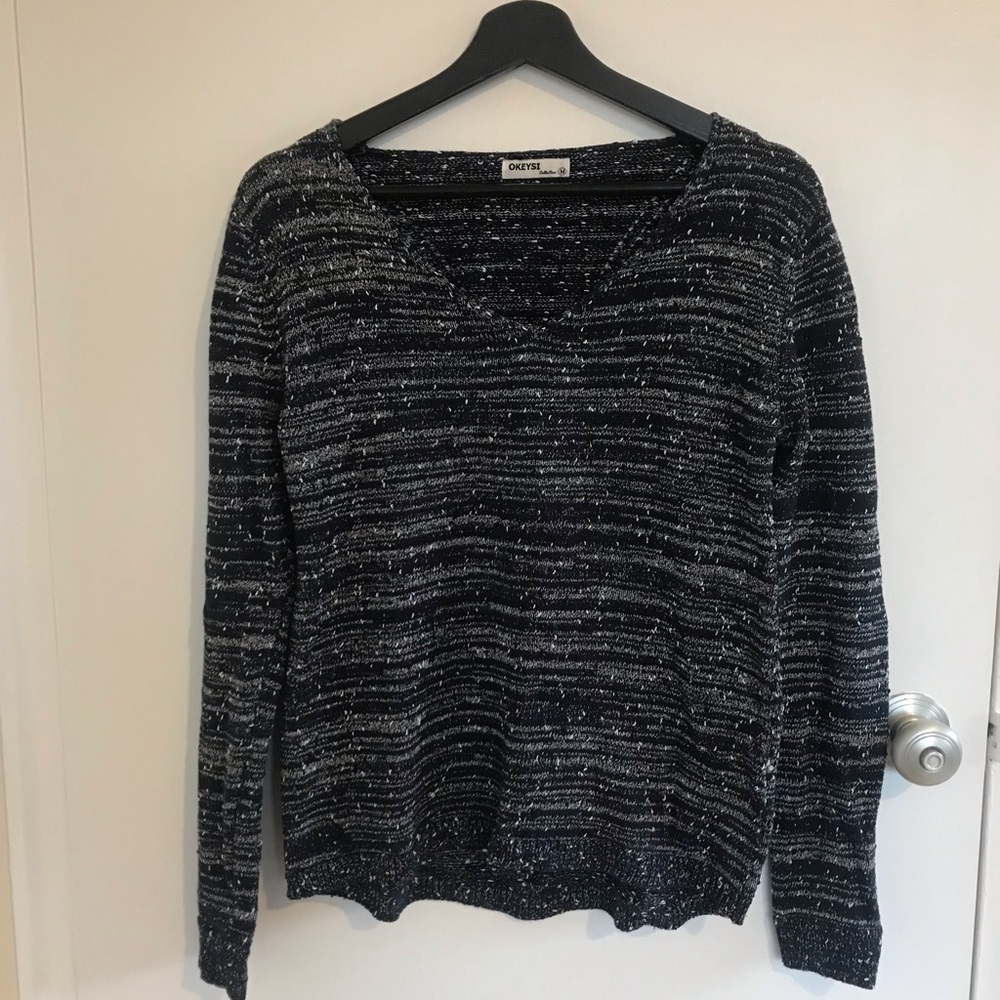 Dark blue sweater